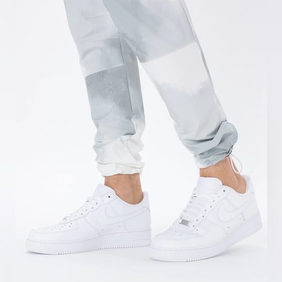 ZANEROBE Jumpshot Jogger Army Cargo Pocket Pant in White Camo (30) NEW WITH TAGS - Picture 6 of 12